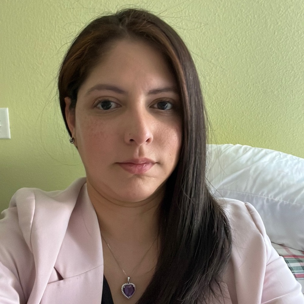Meet your Posher, Stephanie